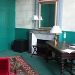 Du Palais