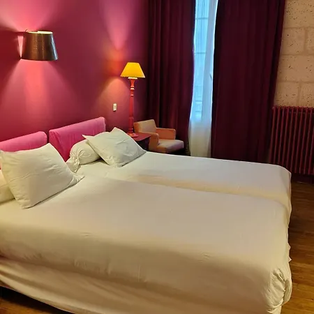 מלון Du Palais 3*