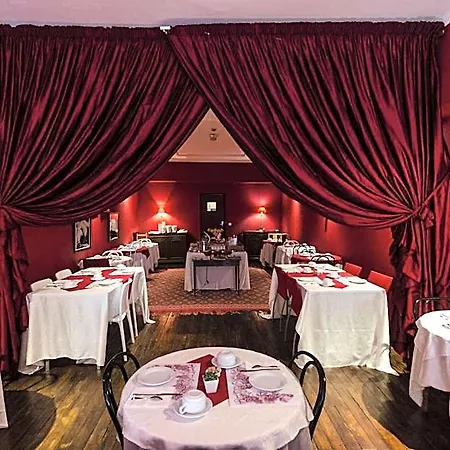 Du Palais Hotel